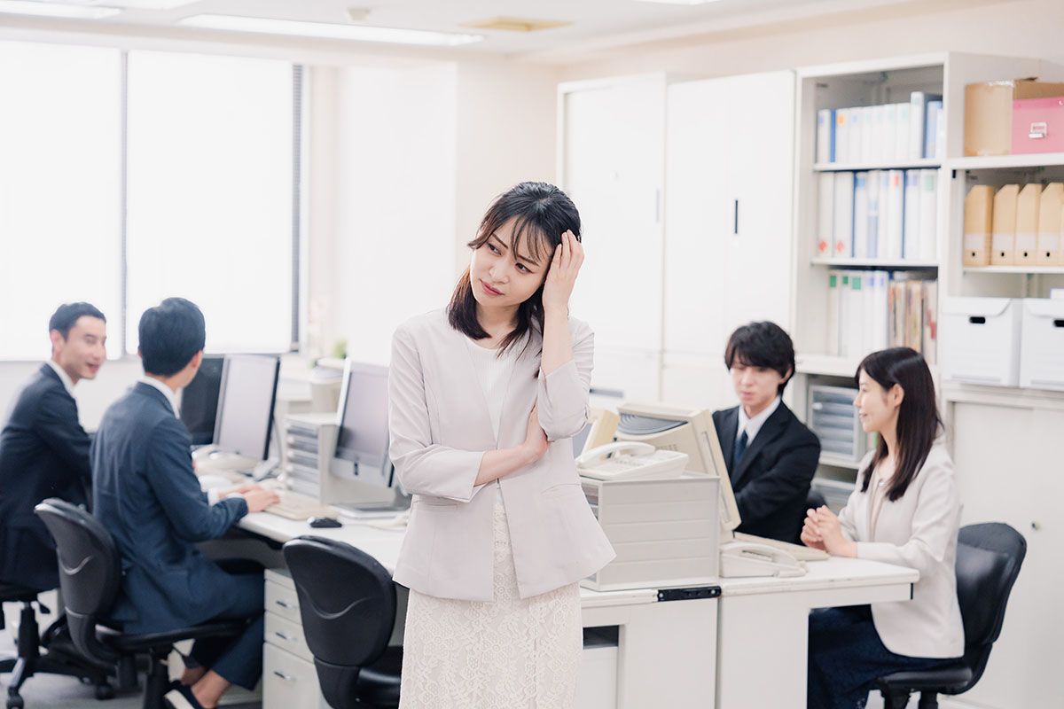 ホワイトハラスメントの実態と小規模企業のリスク管理